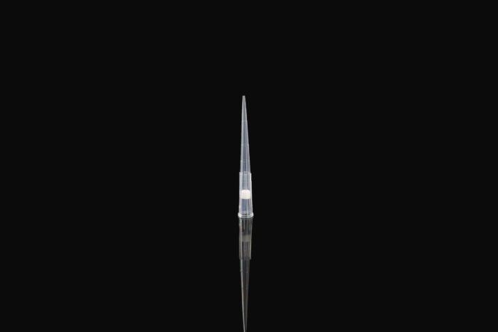 200ul Filtered Pipette Tips, Clear, Racked, Sterile,  96/rack, 10 racks/pk, 50 racks/cs - Image 1