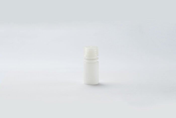 15ml Natural Color Round HDPE Storage Bottle, Wide Mouth, Sterile, 20/pk, 400/cs - Image 1