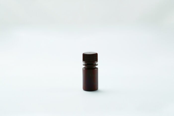 15ml Amber Color Round PP Storage Bottle, Wide Mouth, Sterile, 20/pk, 400/cs - Image 1