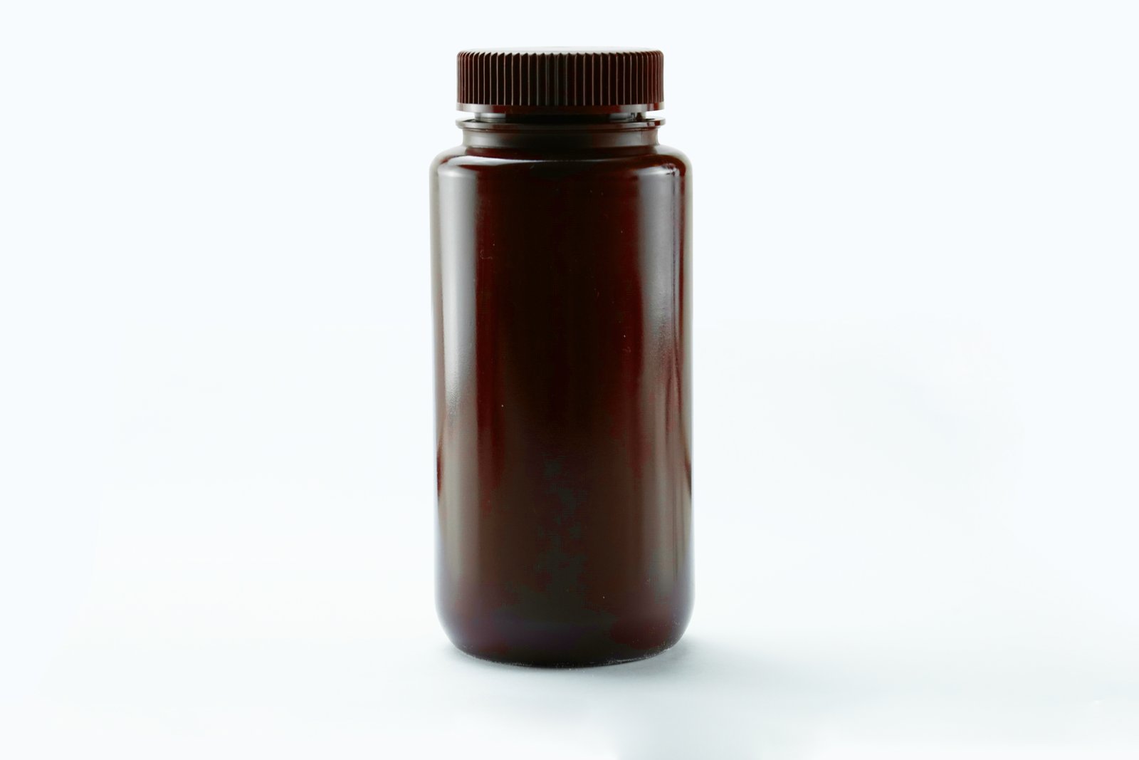 341201.jpg 500ml Amber Color Round PP Storage Bottle, Wide Mouth, Sterile, 5/pk, 50/cs - Image 1