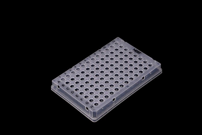 0.1 mL 96 Well PCR Plate, Full Skirt, Clear, H1 Notch, Sterile, 5/bag, 25/pk, 100/cs - Image 1