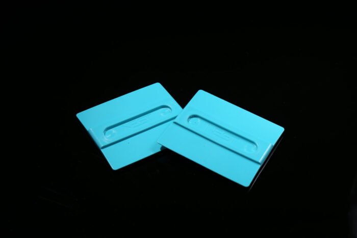 PCR film scraper - Image 1