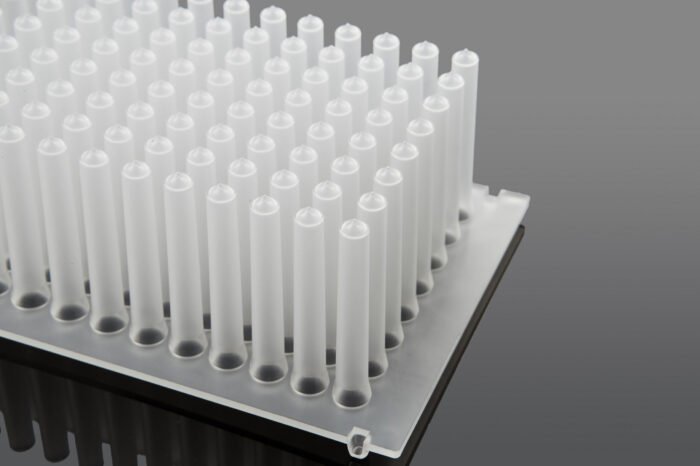 96 Tip Combs for Magnetic applications, Equivilent to Thermo Fisher #97002534, non-sterile, 2/pk, 50/cs - Image 1