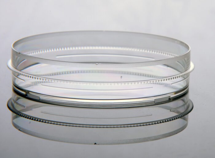 100mm Cell Culture Dish, with Gripping Ring, TC, Sterile 20/bag, 300/cs - Image 1