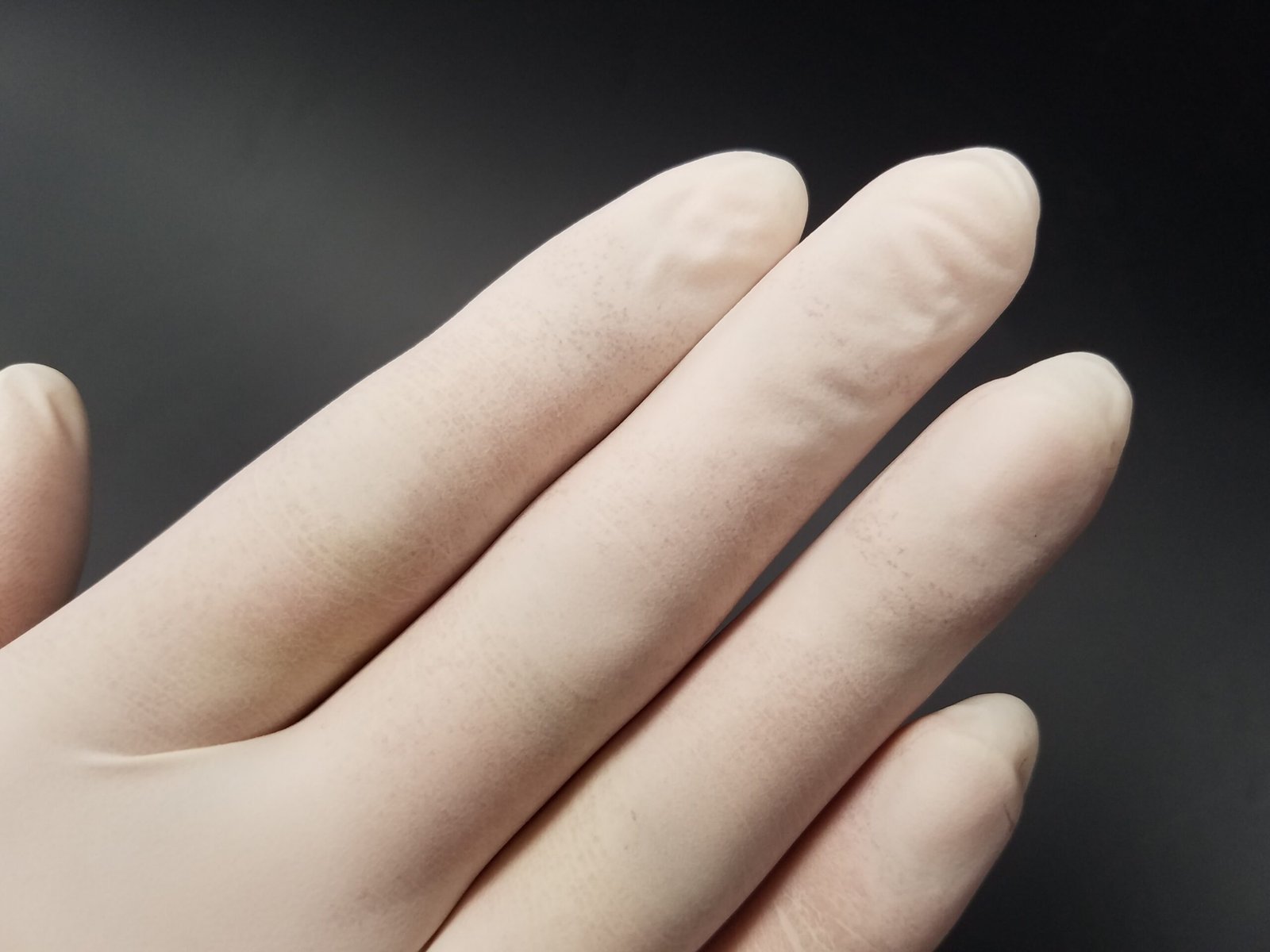 904021-scaled-1.jpg Latex Gloves with Oats Extractions, Powder Free, a patented coating recognized by the FDA as a skin protectant, M, 100/pk, 1000/cs - Image 1